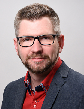 Dr.habil. Tamás Röszer