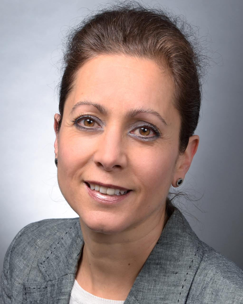 Dr. Dorothea Kesztyüs
