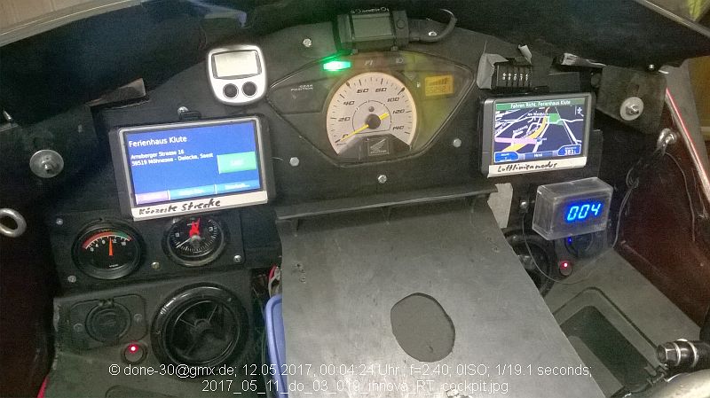 2017_05_11_do_03_019_innova_RT_cockpit.jpg