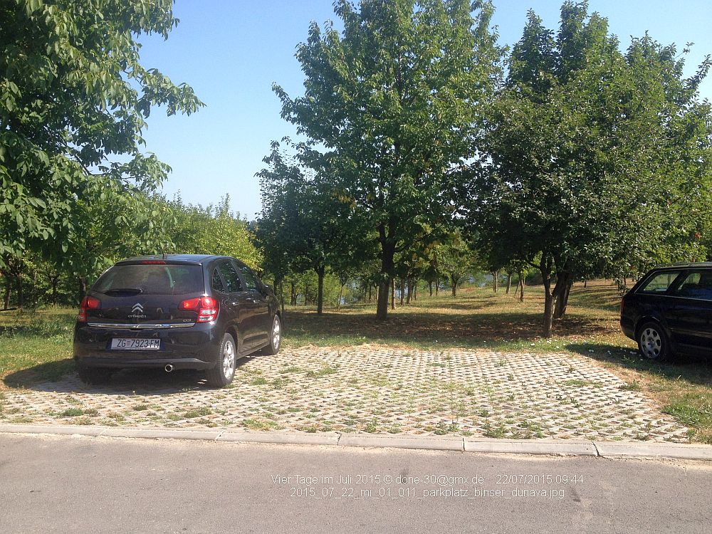 2015_07_22_mi_01_011_parkplatz_binser_dunava.jpg