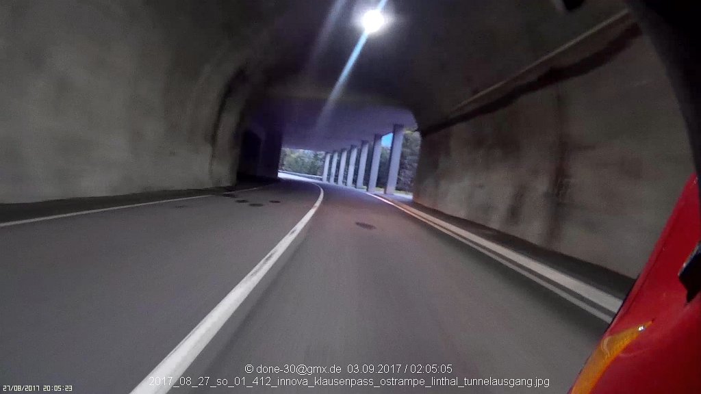 2017_08_27_so_01_412_innova_klausenpass_ostrampe_linthal_tunnelausgang.jpg