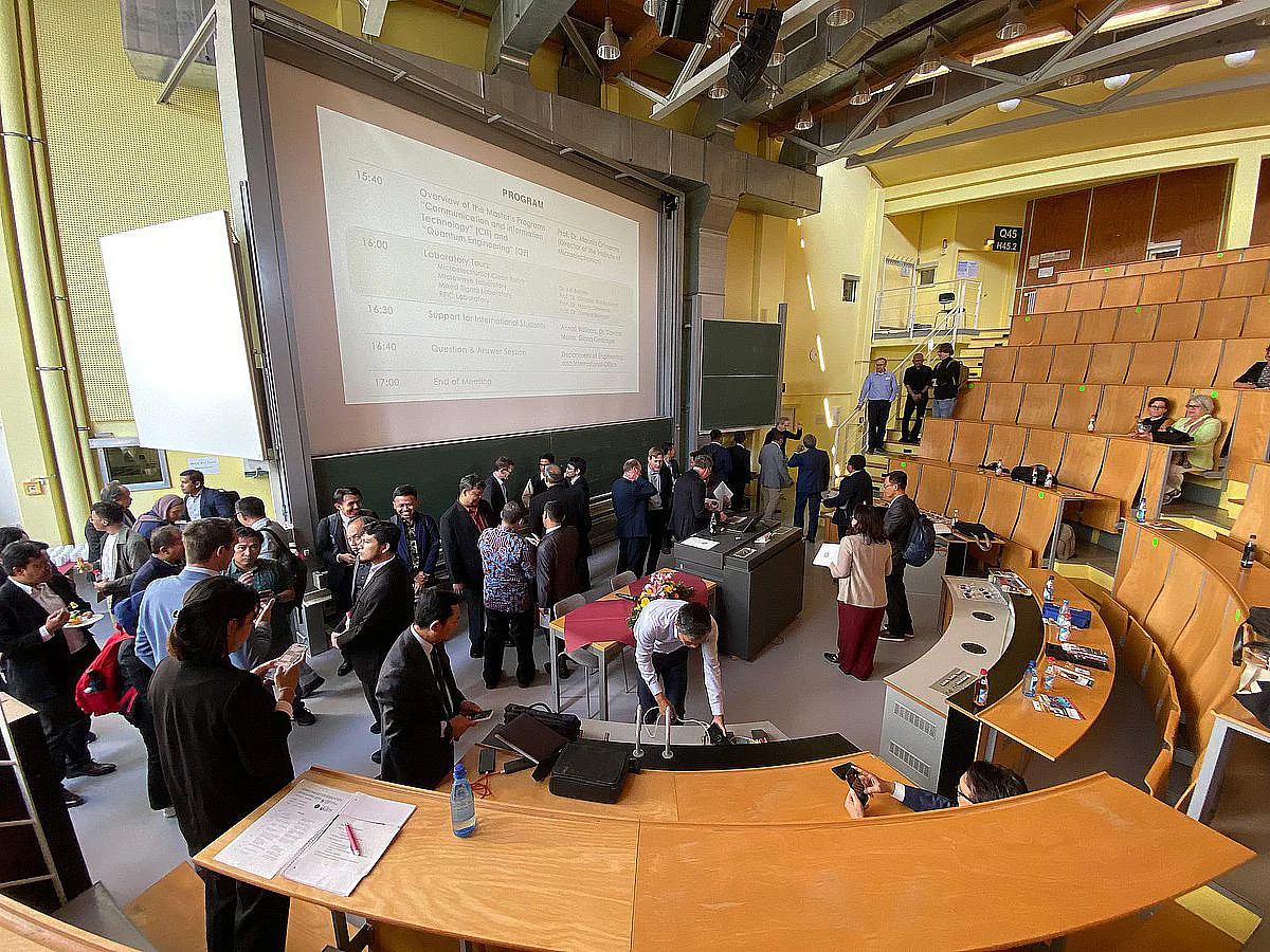 Good atmosphere at the convivial conclusion of the delegation visit