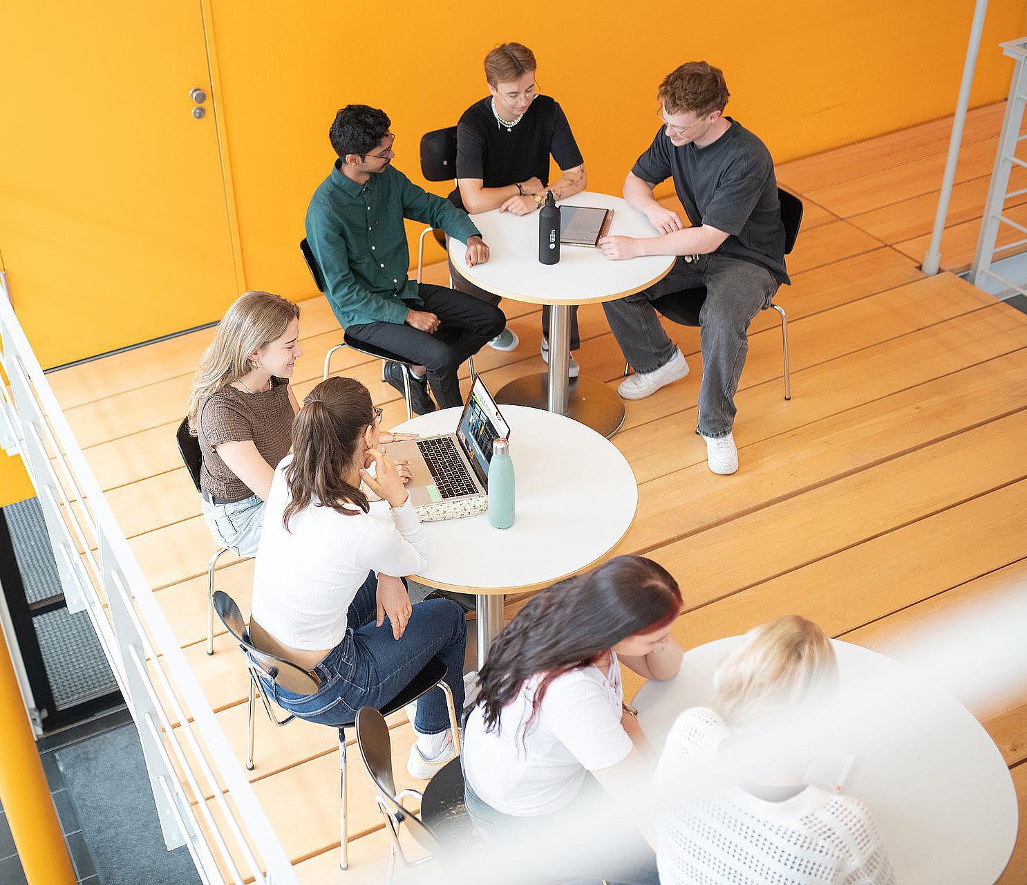 Business Management and Digital Transformation