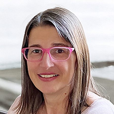 Dr. Sandra Mann