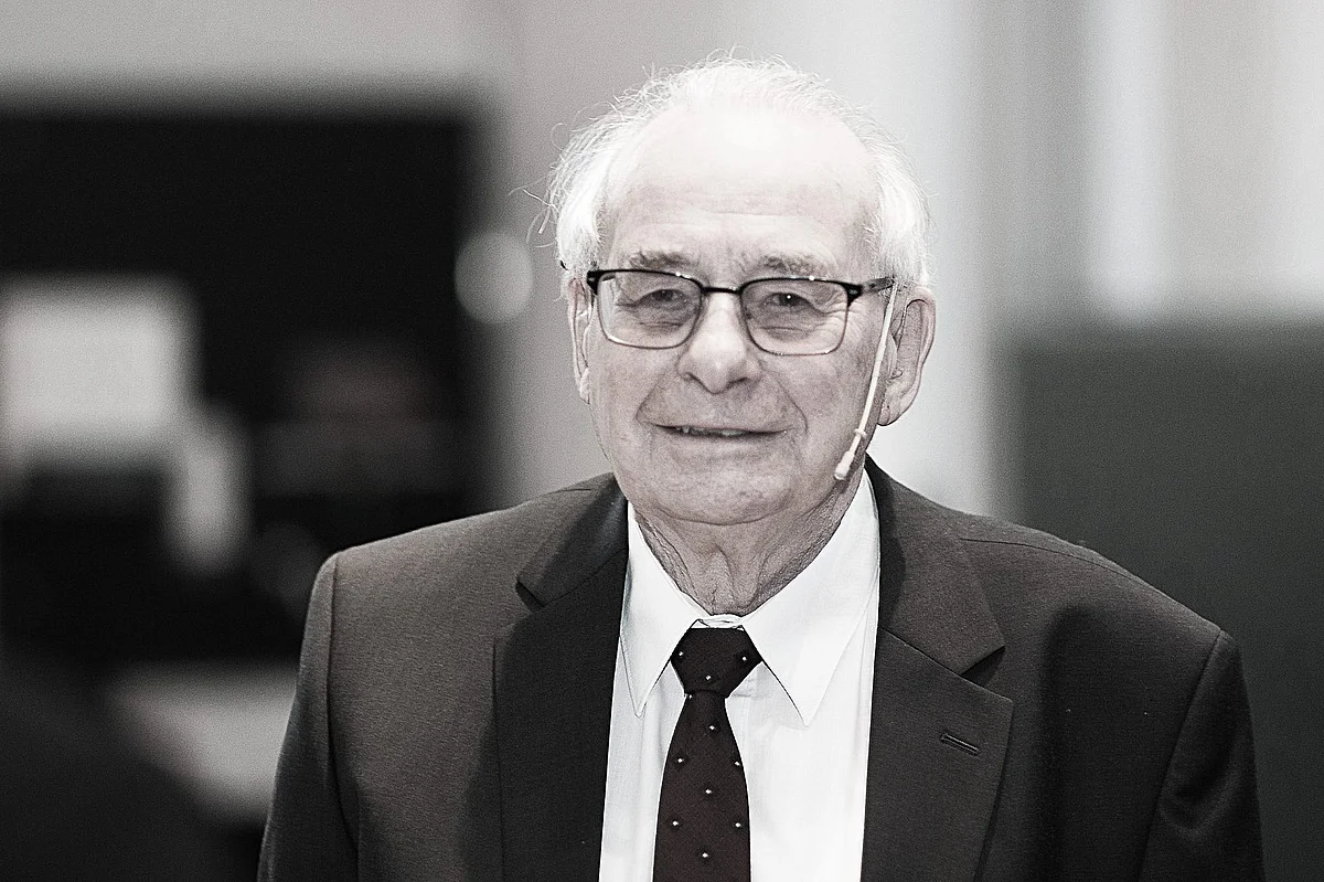Professor Detlef Bückmann