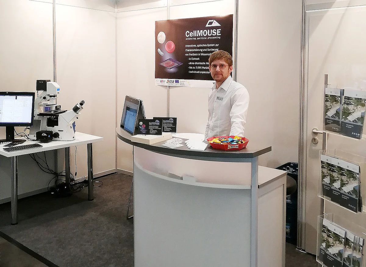 Dr. Daniel Geiger at the LABVOLUTION trade fairair