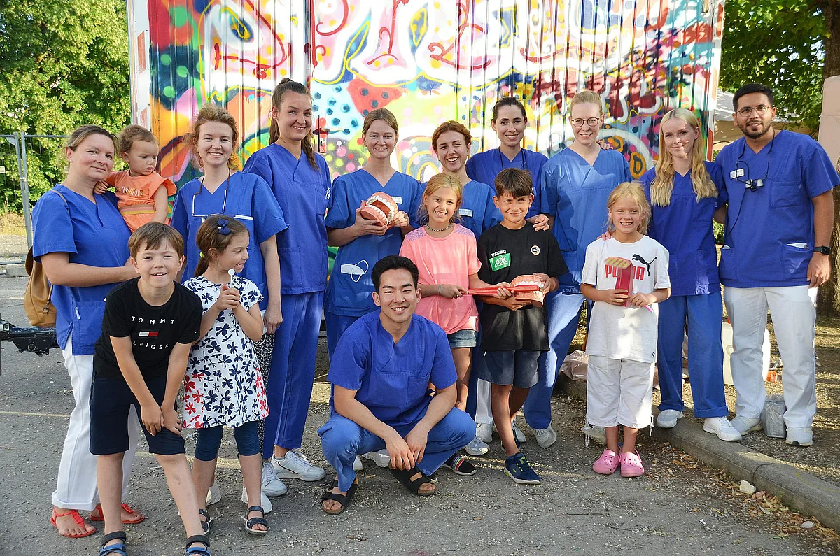 Gruppenbild Zahnmedizin