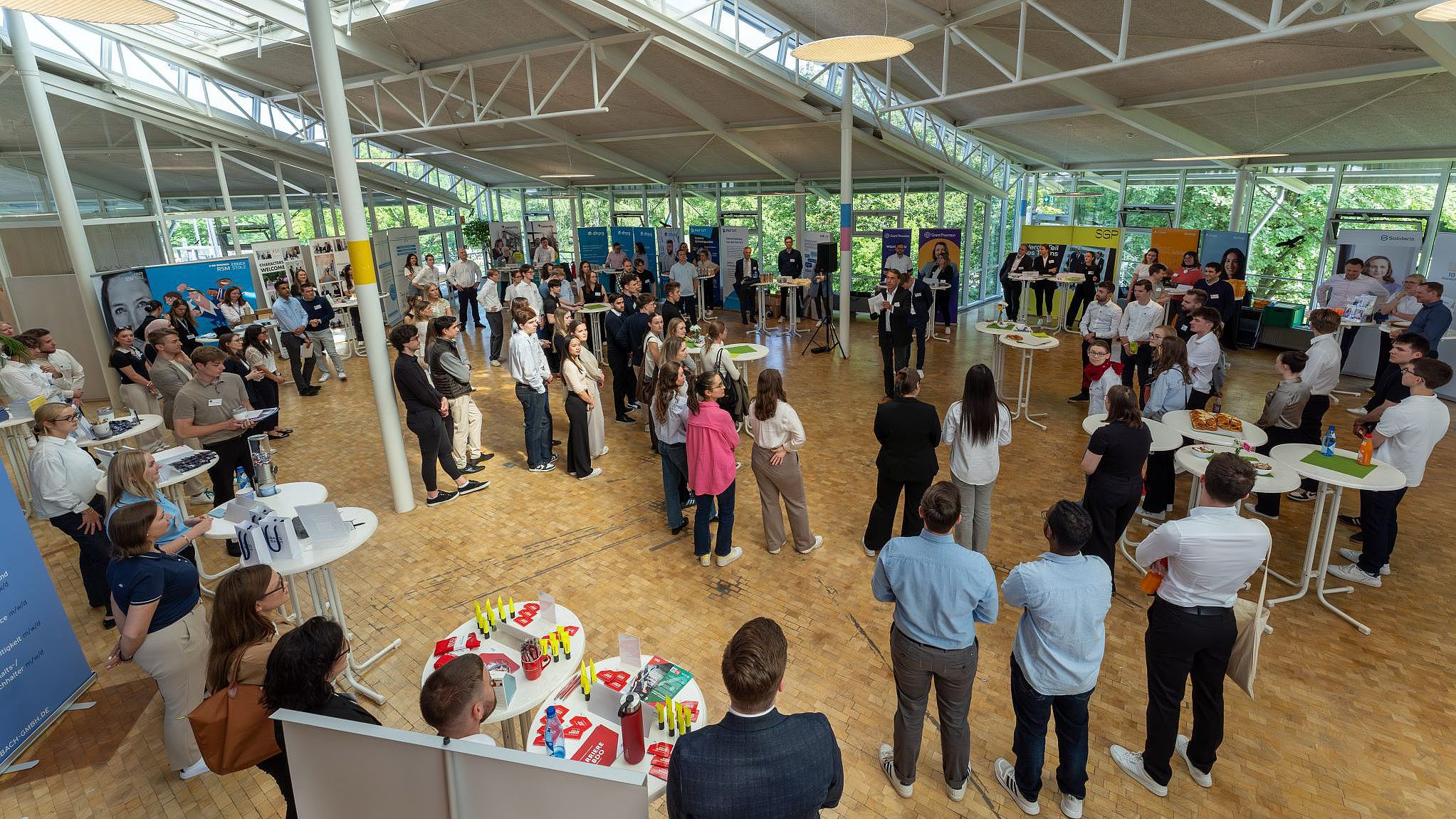 Messe Job und Praktikumsbörse "Wirtschaftsprüfung" an der Uni Ulm