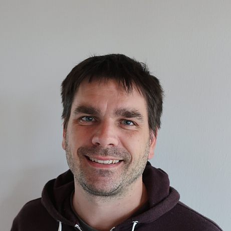 Dr. Daniel Schropp