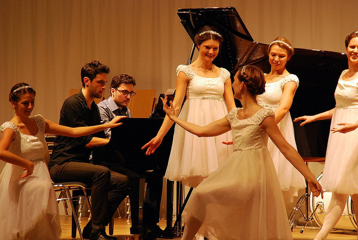 Uni-Ballett