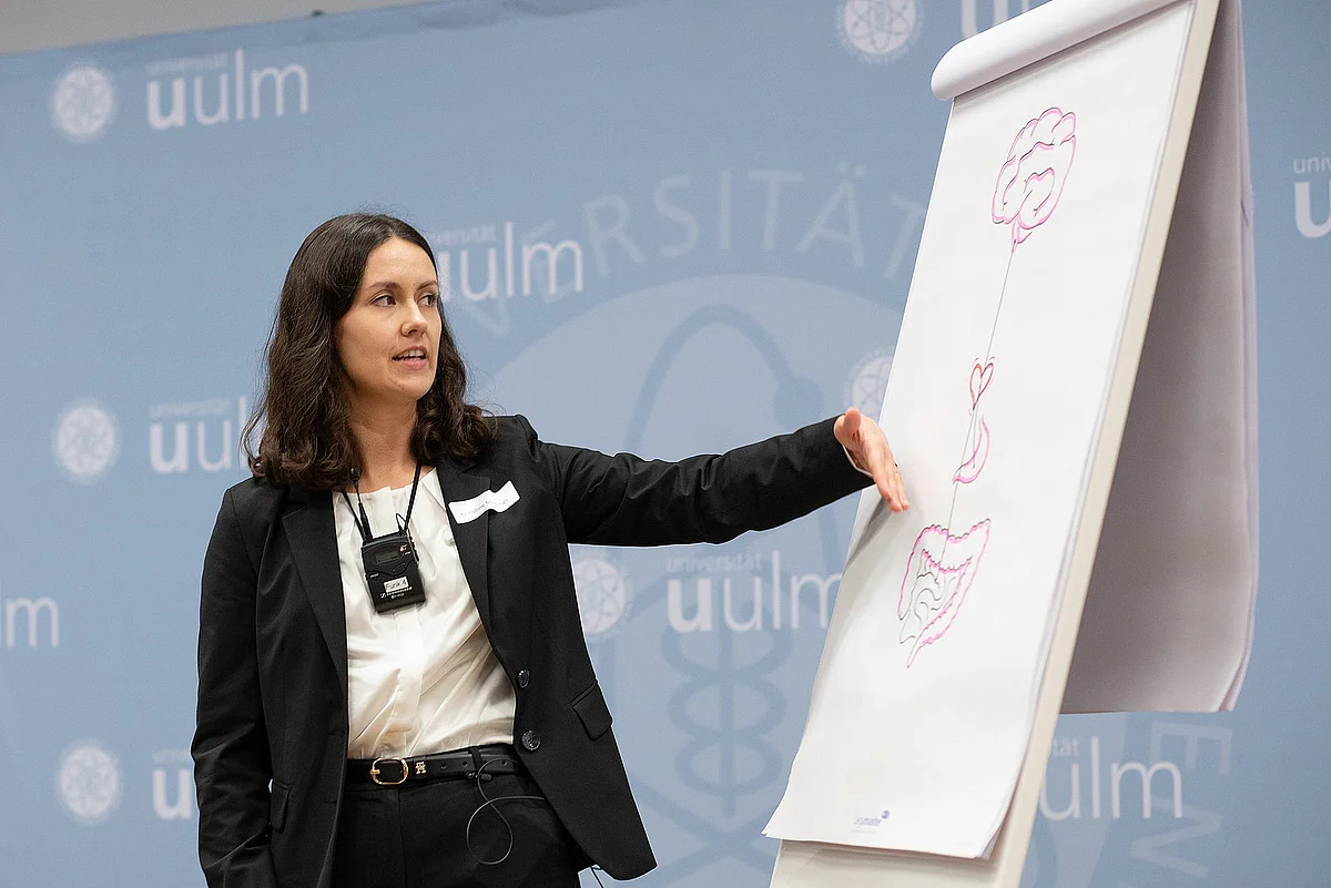 Dr. Christine Schillings