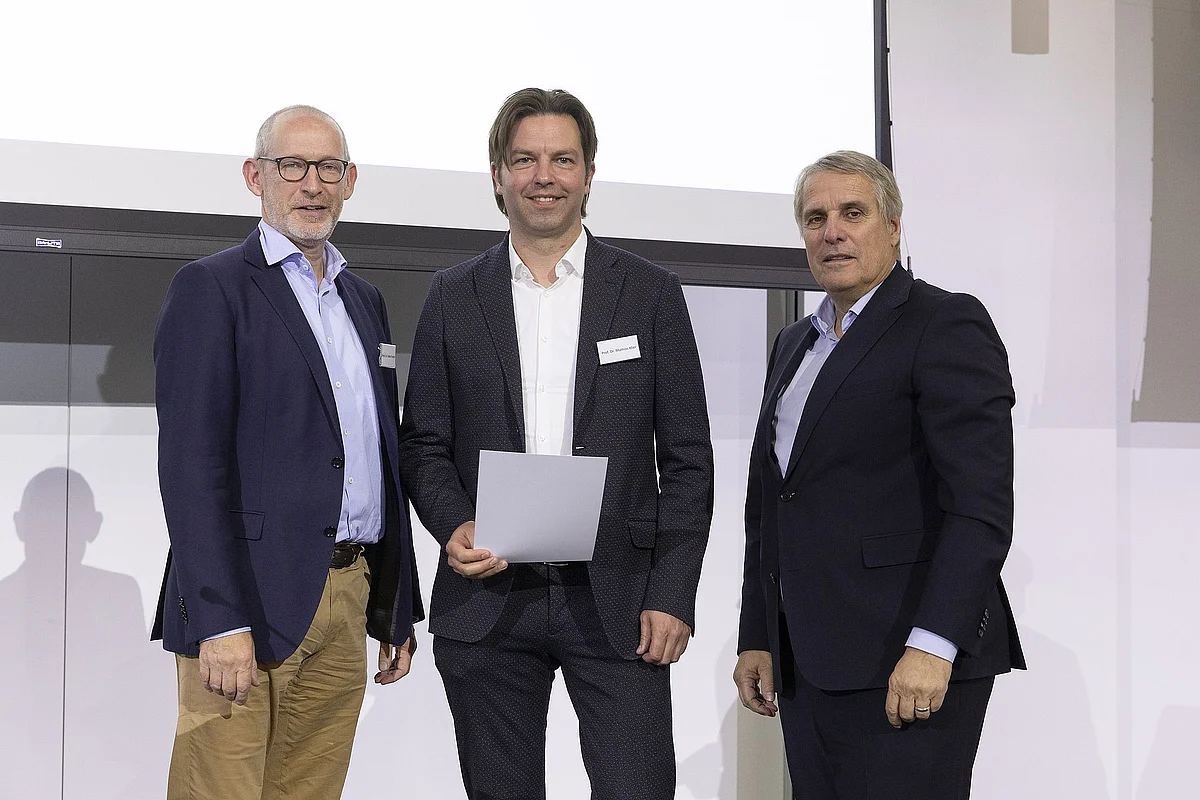 v.l. Prof. Stefan Funken, Prof. Mathias Klier und Wilfried Porth 