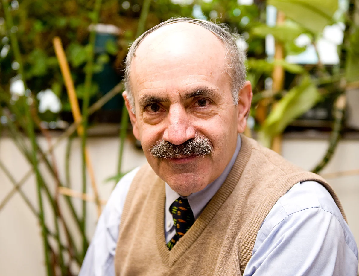 Prof. Robert Allan Weinberg
