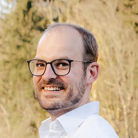 Dr. Alexander Rieber