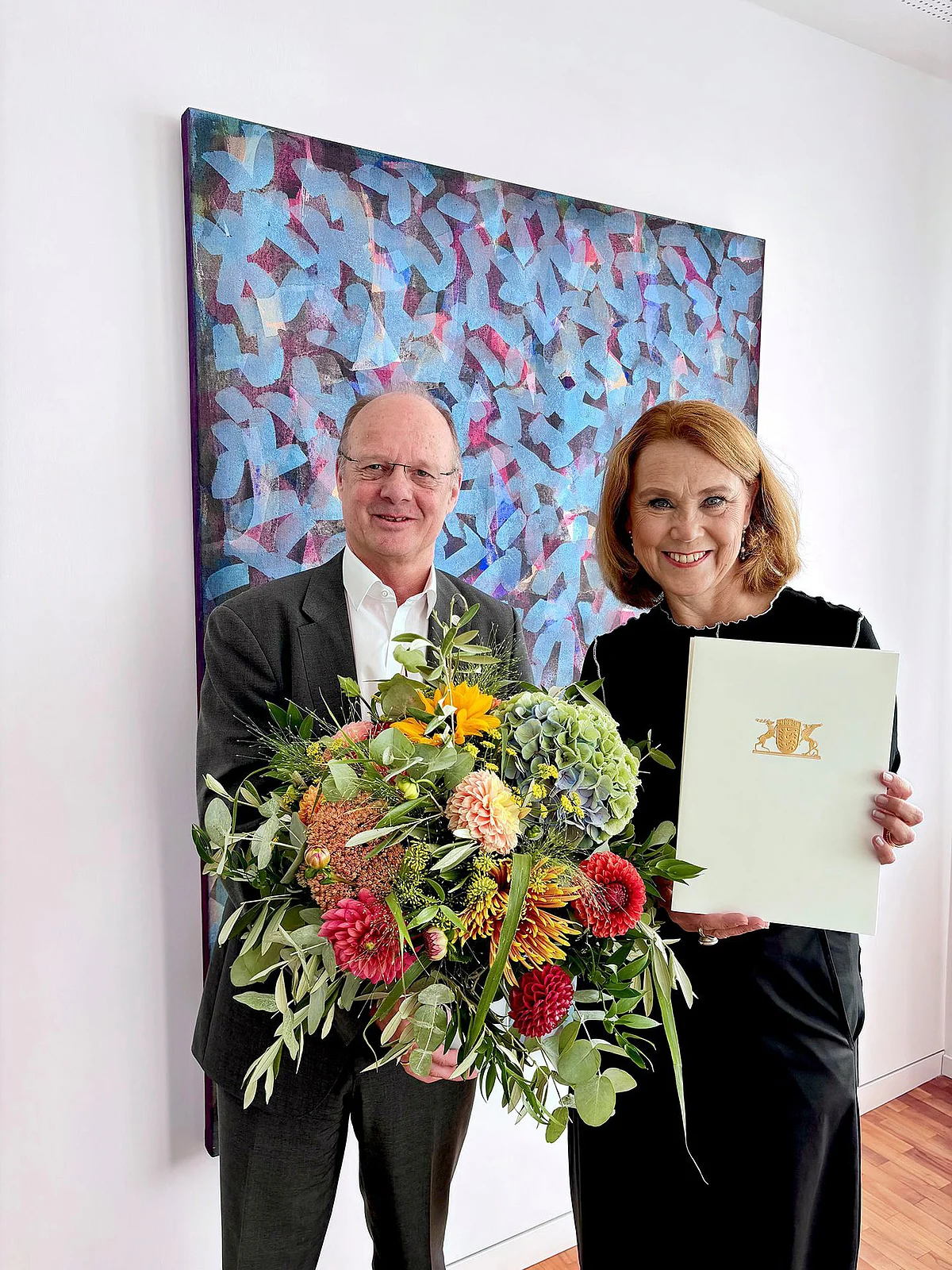 Prof. Michael Weber mit Petra Olschowski