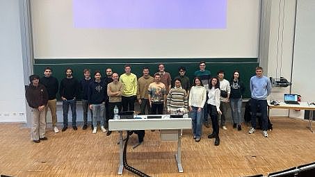 Gelungene Premiere für ULMA – Erste Olympiade für Volkswirtschaftslehre
