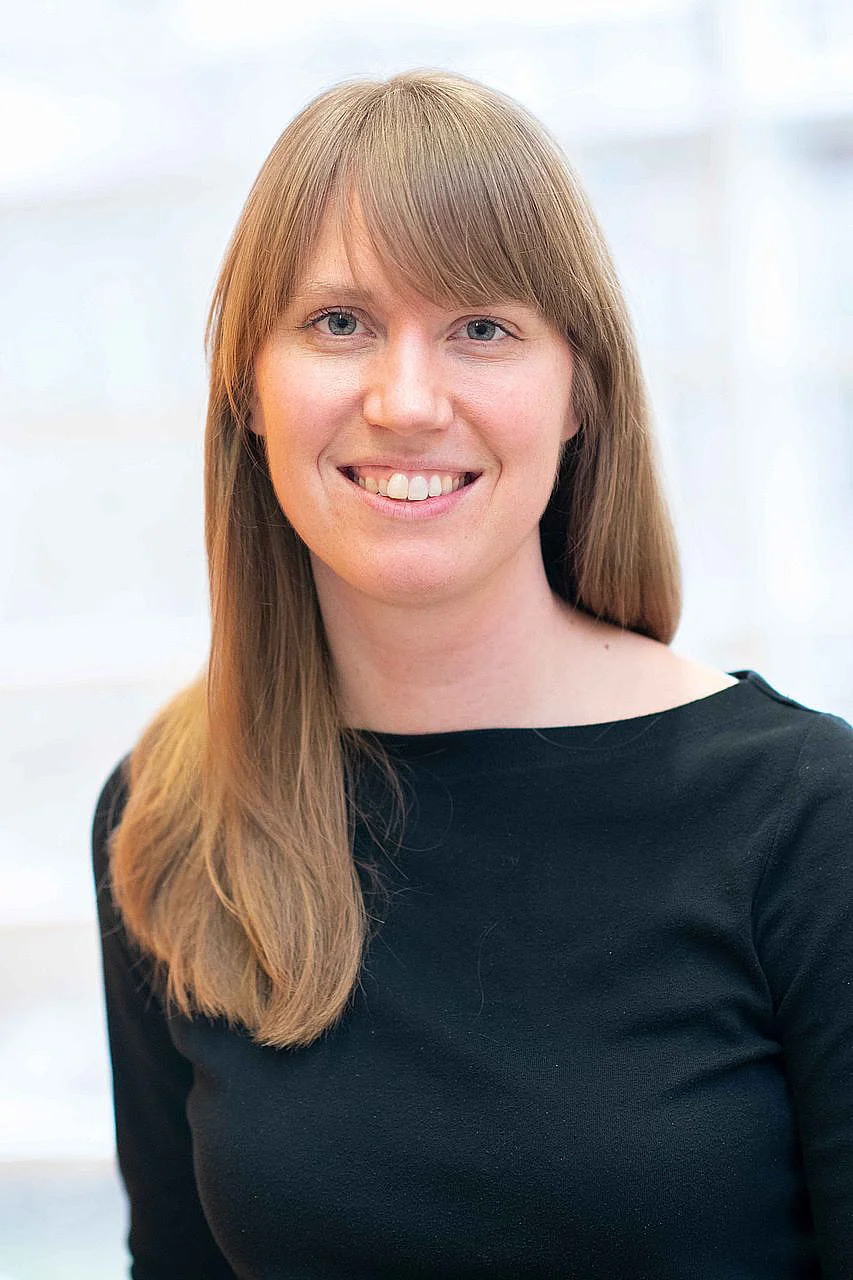 Die Psychologin Dr. Sally Olderbak forscht unter anderem zu  individuellen Unterschieden in der emotionalen Kompetenz