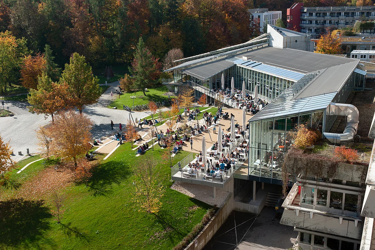 Der neue Marie-Curie-Platz 