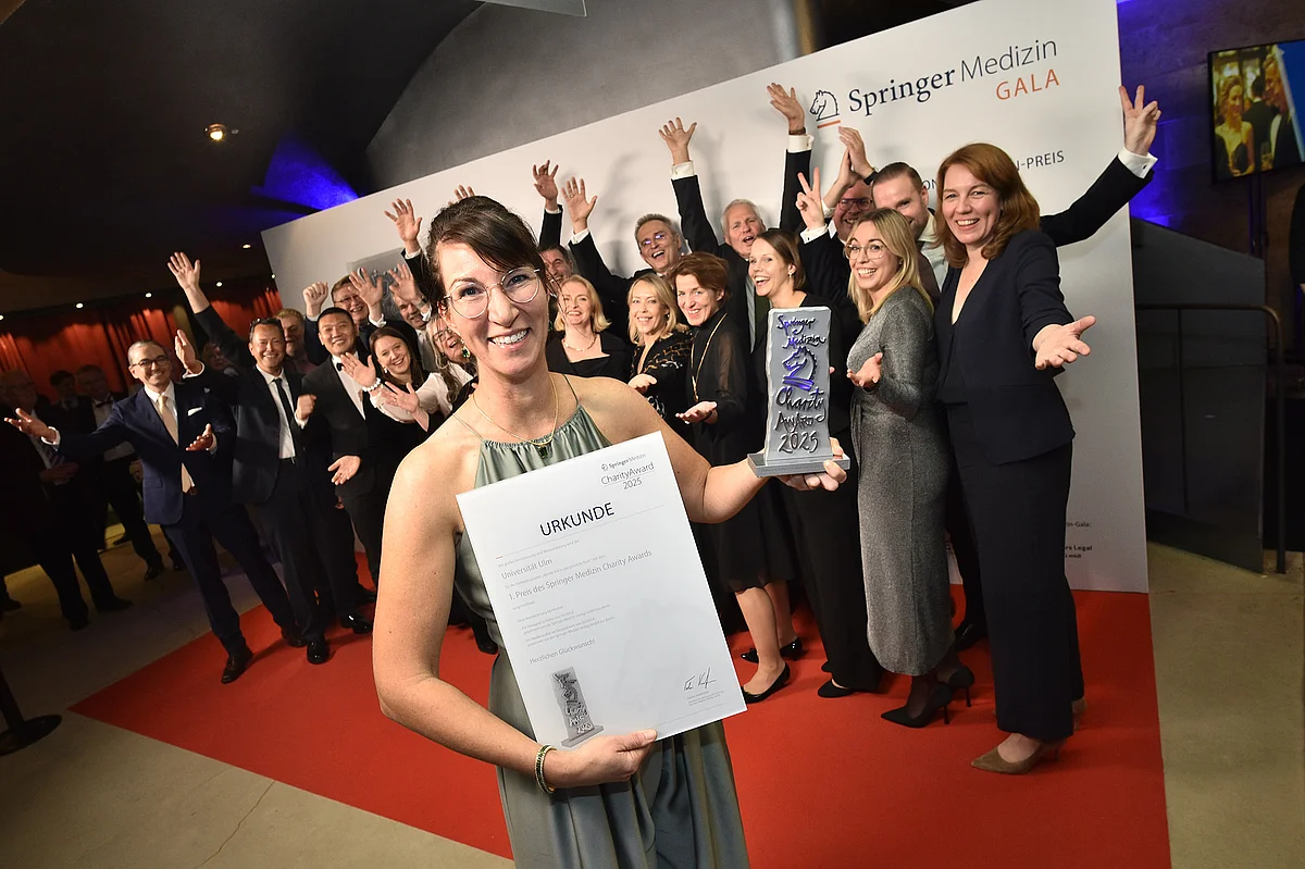 Prof. Susanne Kobel mit dem Springer Medizin Charity Award 