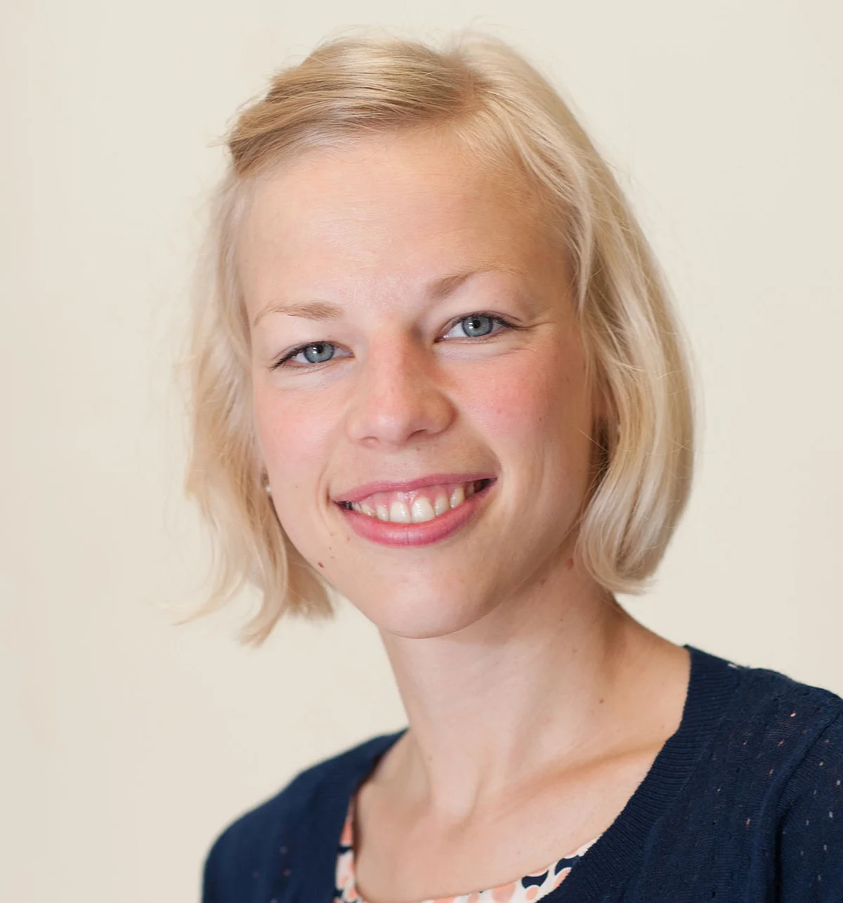 Dr. Julia Zinngrebe 