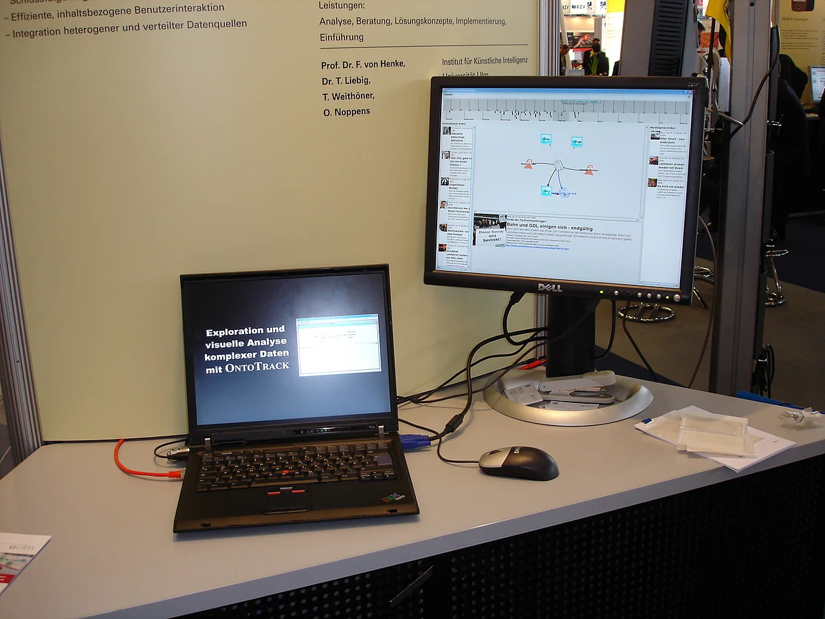 Bilder vm Messestand auf der CeBIT