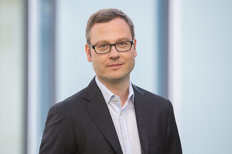 Univ-Prof. Dr. Georg Gebhardt Univ-Prof. Dr. Georg Gebhardt