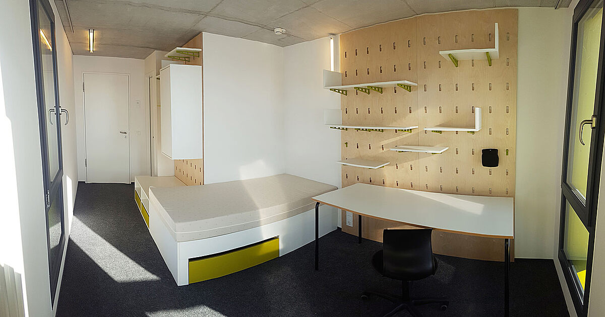 Das modulare Mobilar wurde eigens von Studierenden der Hochschule für Gestaltung Schwäbisch Gmünd entworfen (Foto: Studierendenwerk Ulm) 