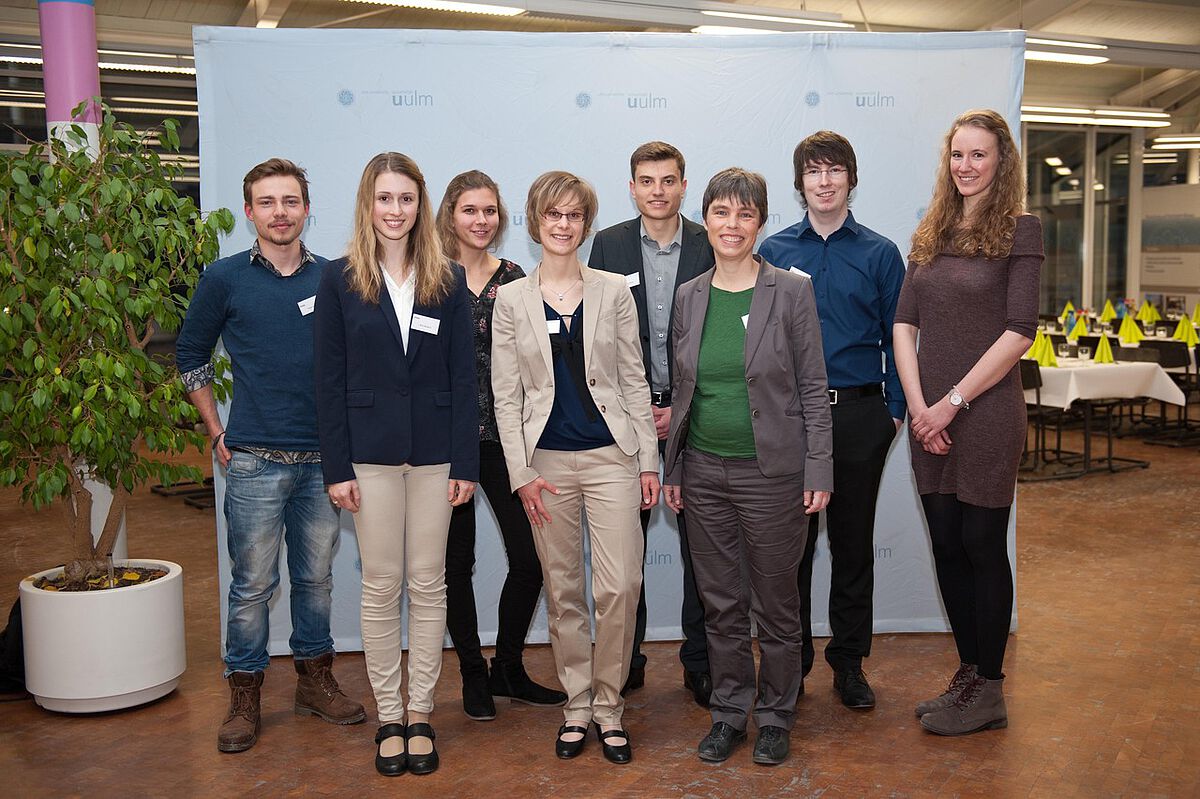Prof. Bouw mit Deutschlandstipendiaten