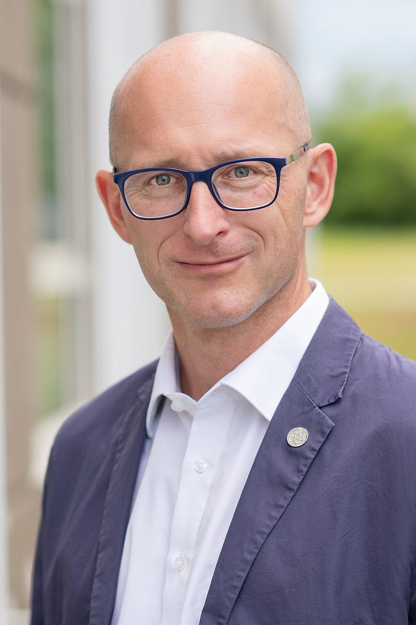 Profile of Prof. Dr Dieter Bernhard Rautenbach, Vice President Careers and Digitalisation