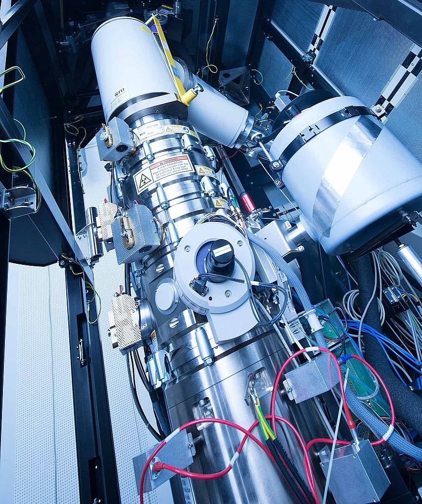 Interior view of the supermicroscope SALVE