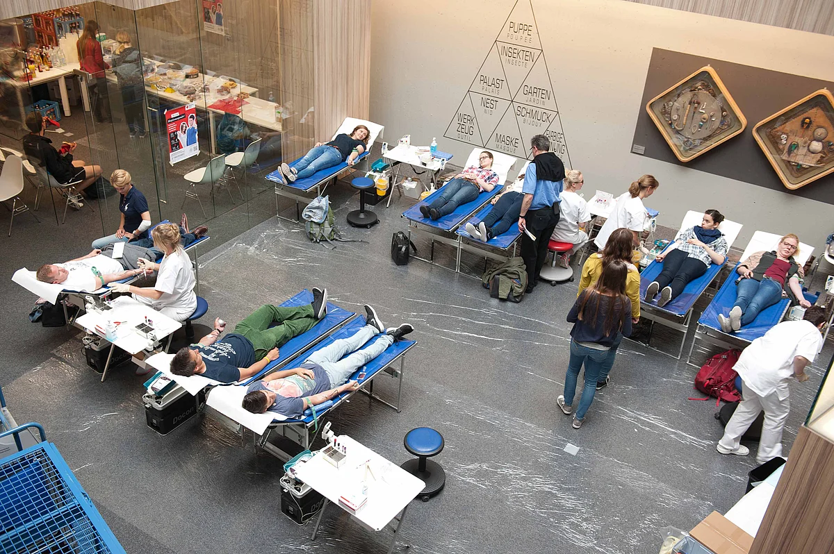Blutspender in der Anatomischen Lehrsammlung bei "Uni hilft" 2015