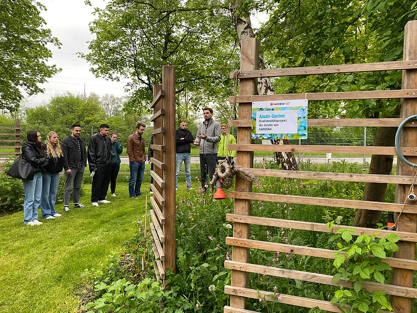 Klima Azubis besuchen den Azubi-Garten von Gardena