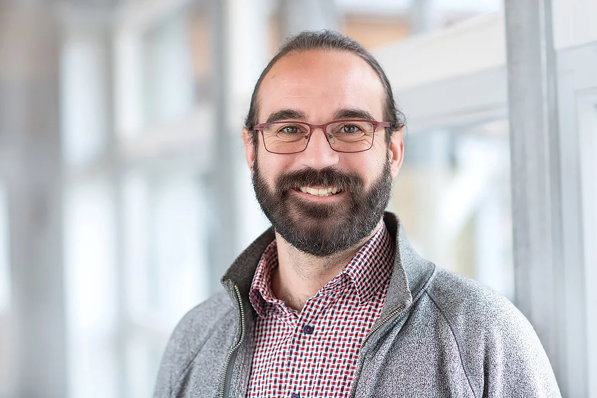 Professor Walter Karlen 