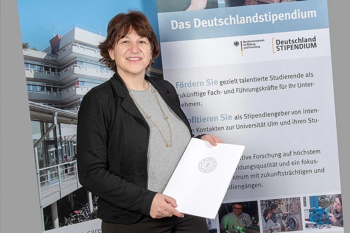 Vizepräsidentin für Lehre Prof. Olga Pollatos