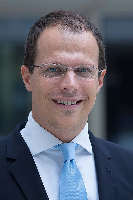 Prof. Mischa Seiter