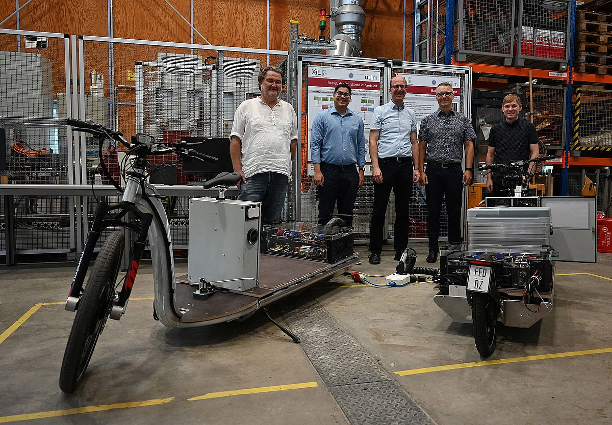ZEC-Bike Gruppenbild mit Lastenkrafträdern