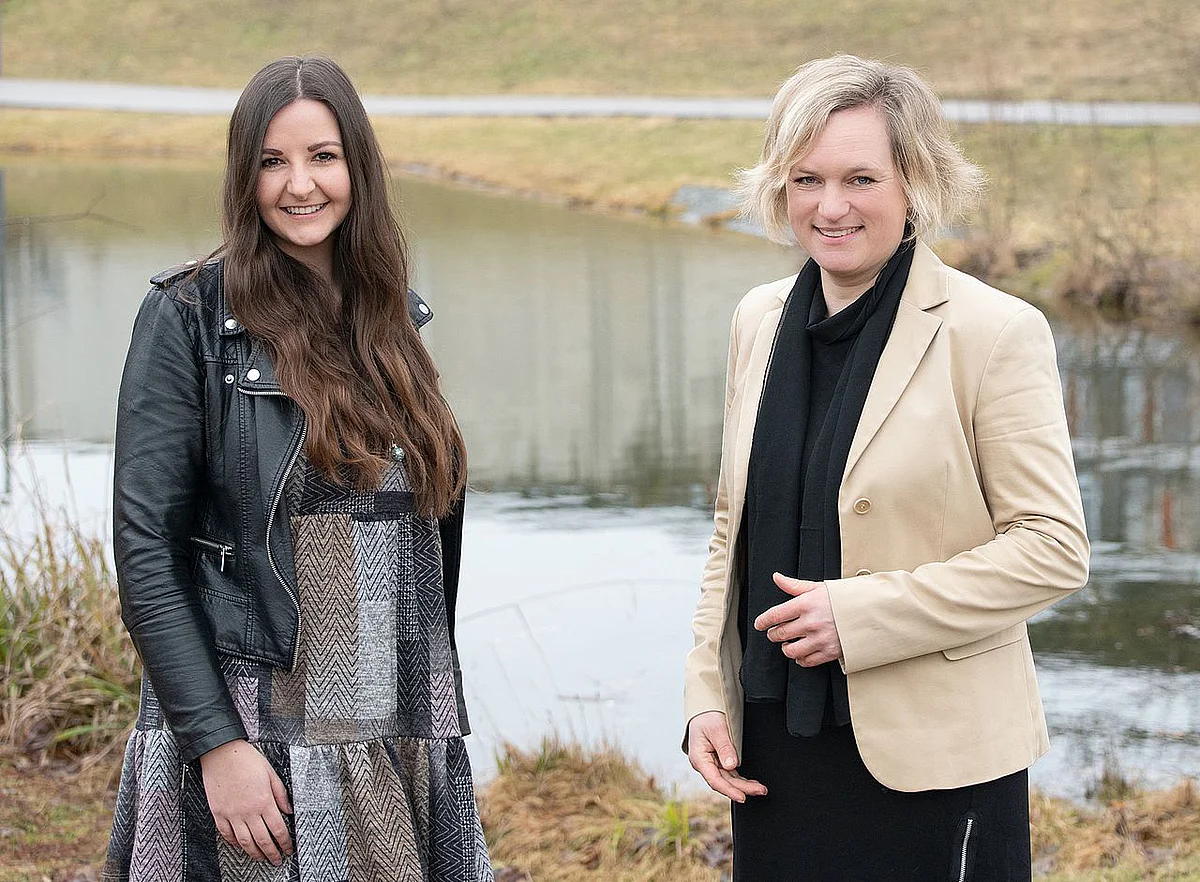 Hannah Flach (links) und PD Dr. Susanne Kühl 