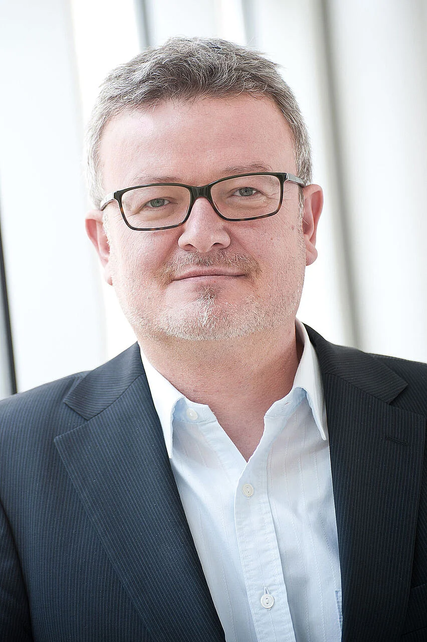 Prof. Maximilian Fichtner