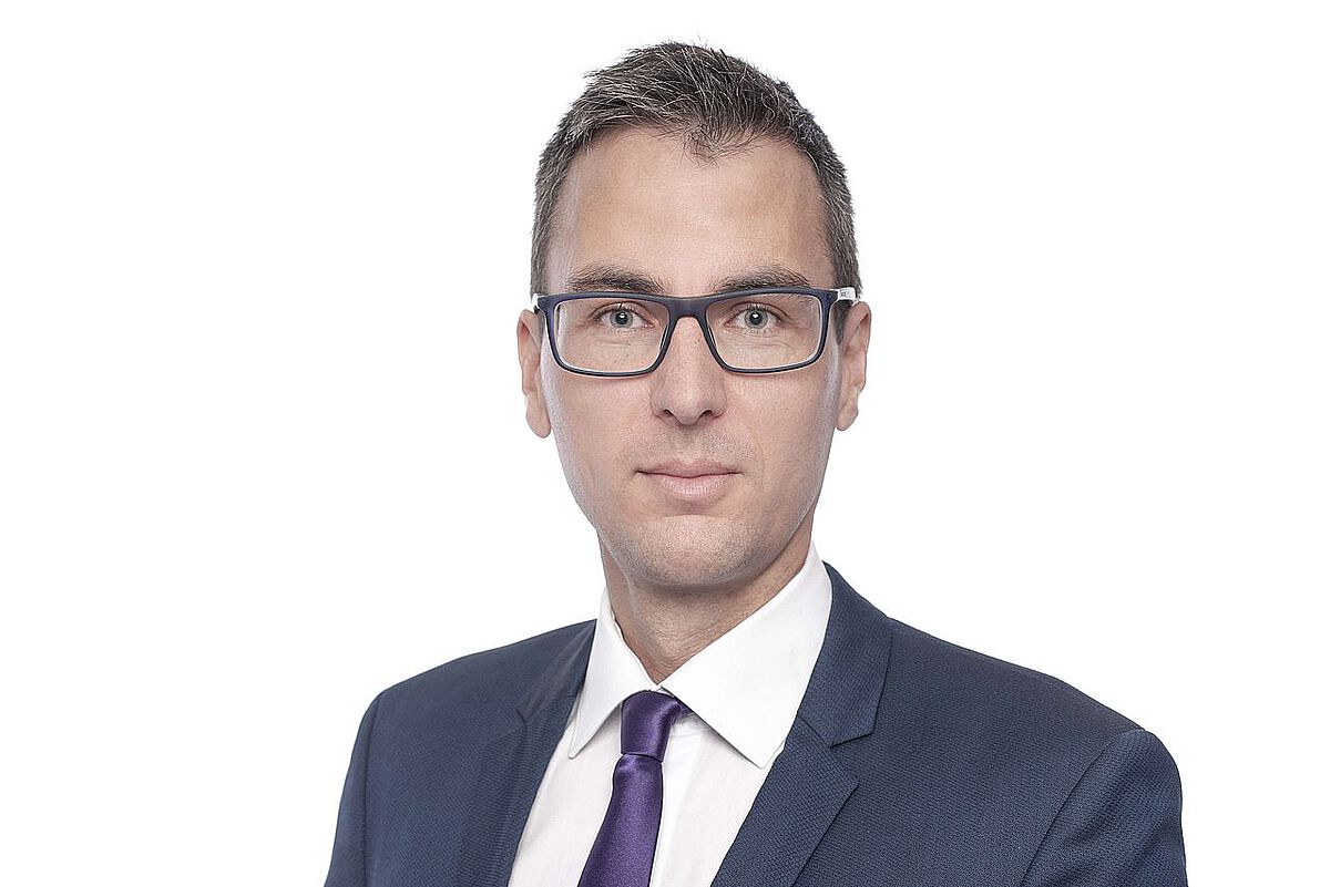 Dr. Daniel Sauter