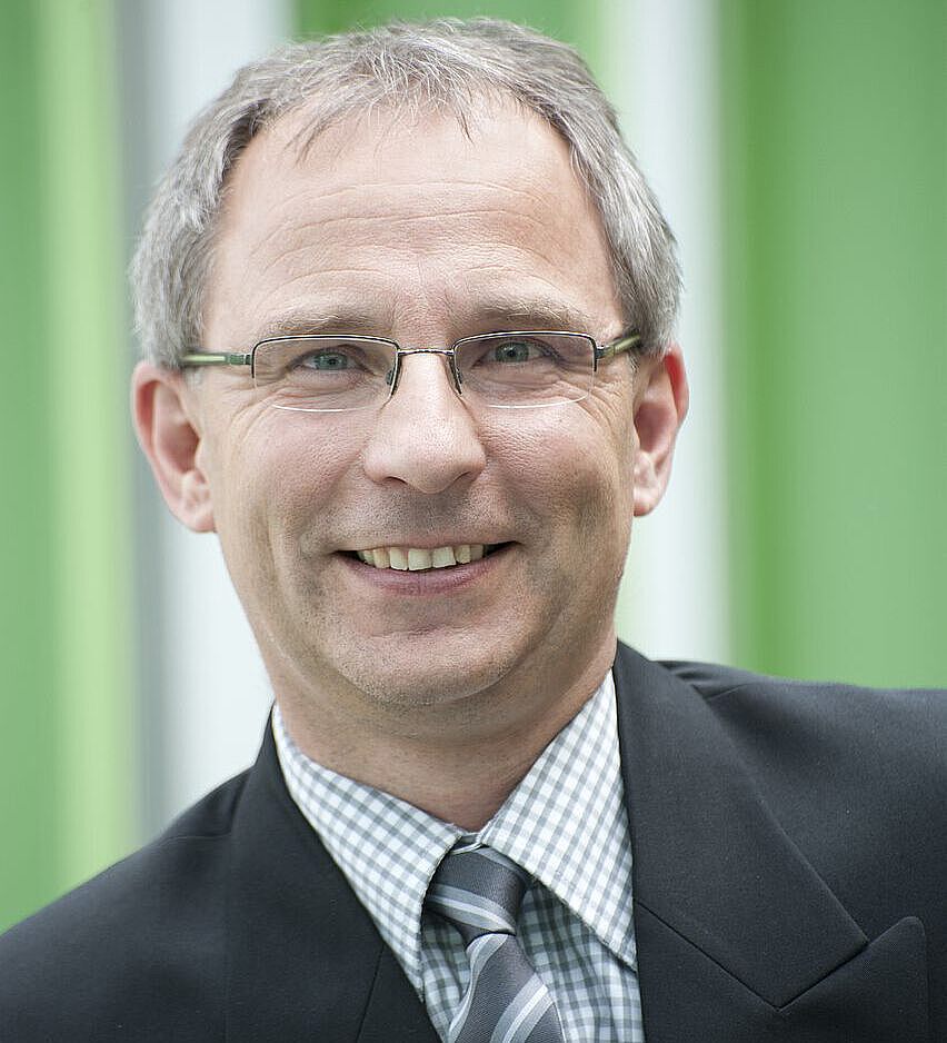 Prof. Karsten Urban Prof. Karsten Urban