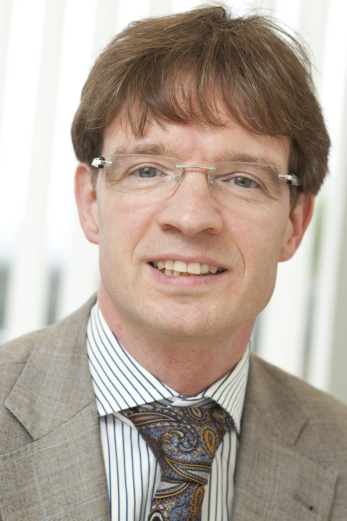 Prof. Ralph Luthardt, Ärztlicher Direktor der Ulmer Universitätsklinik für Zahnärztliche Prothetik