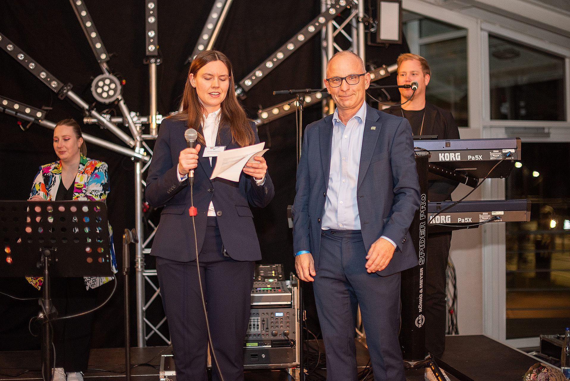 Speaker at the ceremony honouring Prof. Dr. Karsten Urban as an honorary member