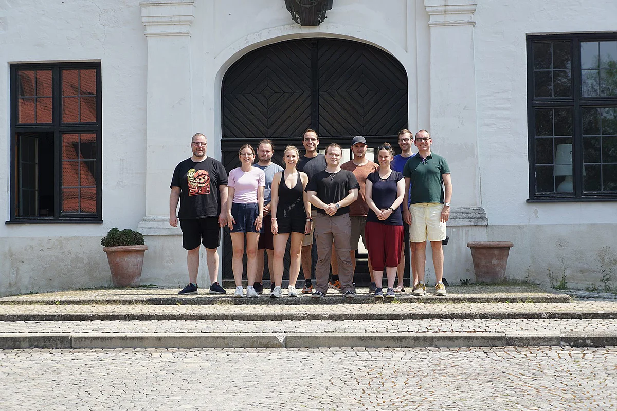Mitarbeitende und externe Doktorand/innen des Inst. OMI.