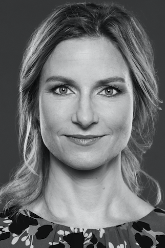 Dr. Verena Juliane Utikal Dr. Verena Juliane Utikal