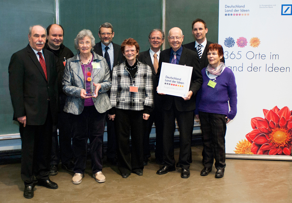 Auszeichnung des Seniorenprojekts Lerncafé bei der Eröffnung der Frühjahrsakademie