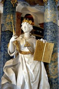 Statue