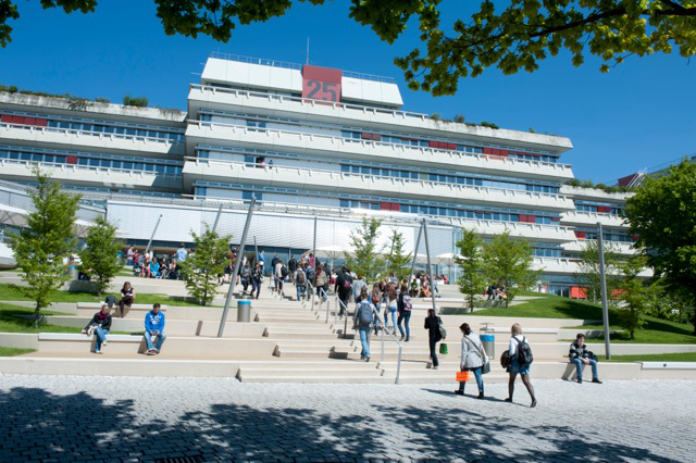 Südeingang der Universität Ulm