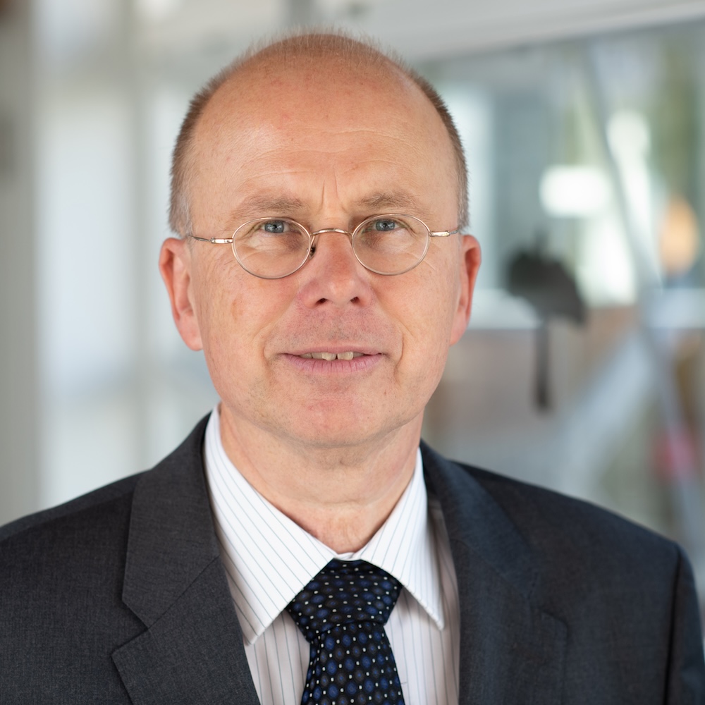 Portrait von Prof. Dietmayer
