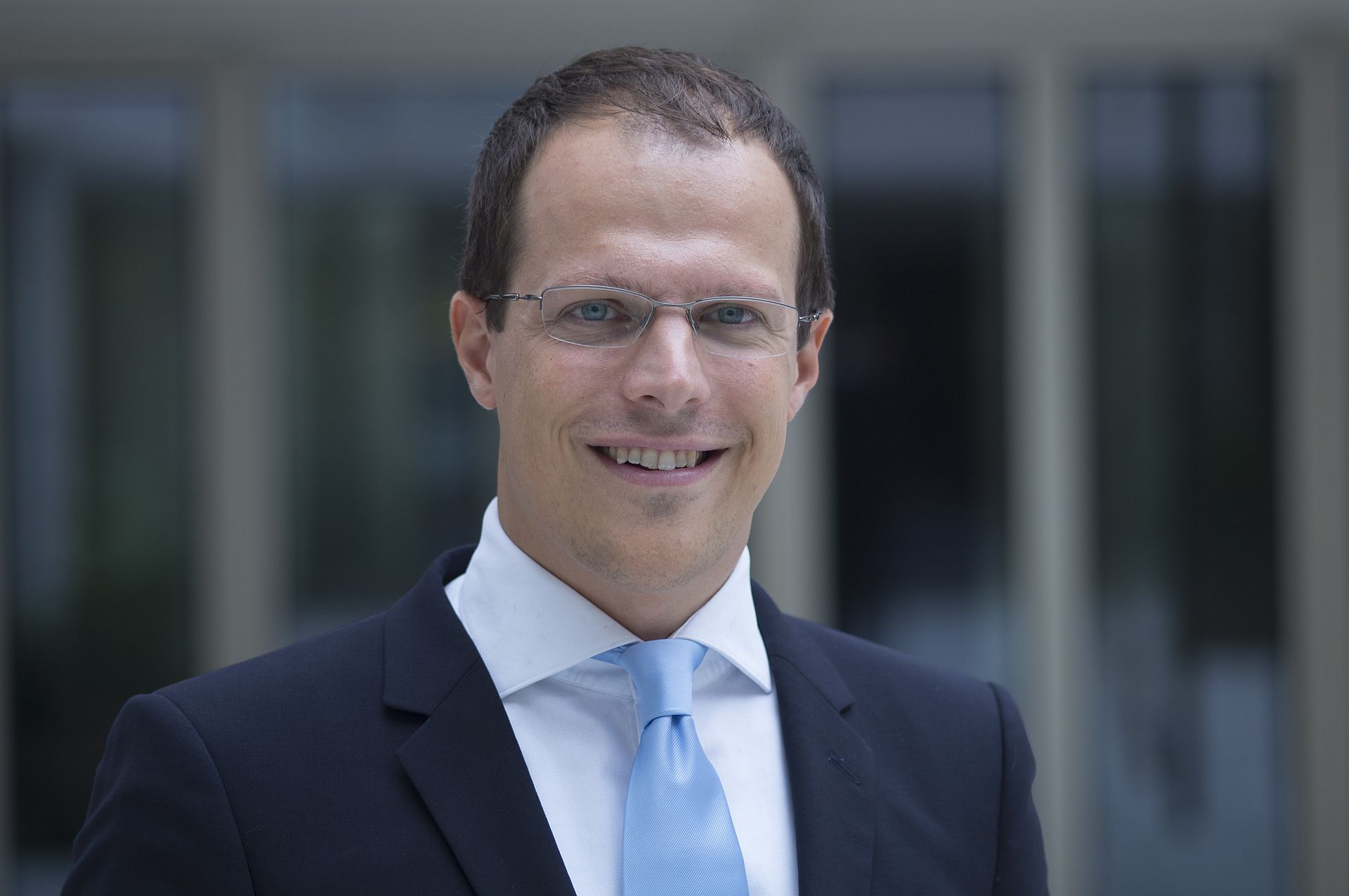 Prof. Dr. Mischa Seiter, Institut für Business Analytics Prof. Dr. Mischa Seiter, Institut für Business Analytics