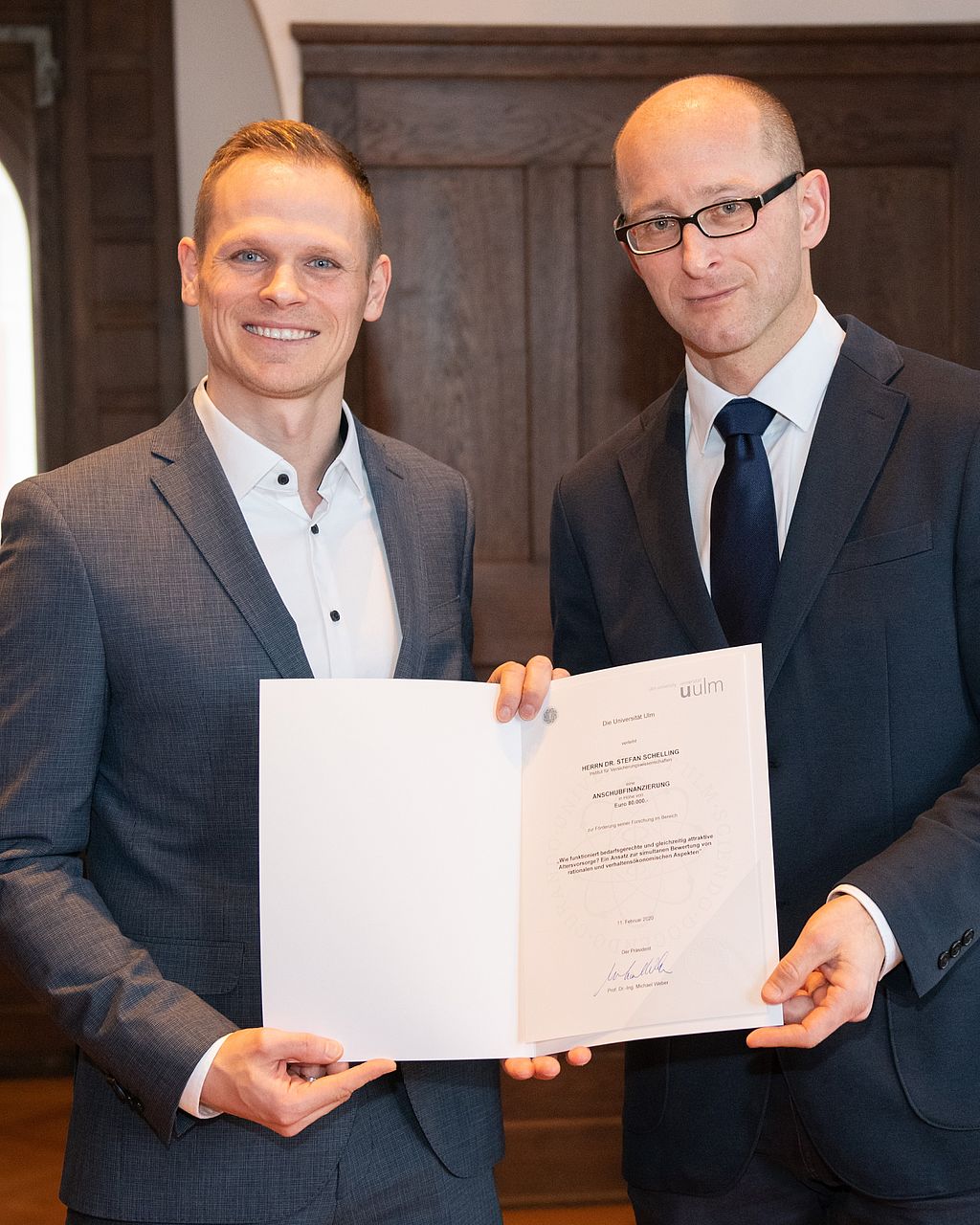 Dr. Stefan Schelling (links) und Prof. Dieter Rautenbach (rechts) in der Villa Eberhard